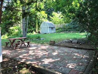 11 Blossom Ln, Weymouth, MA 02188 - photo 2