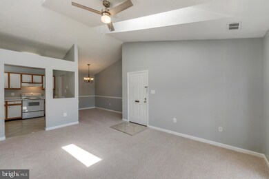 112 Timberlake Terrace unit 10, Stephens City, VA 22655 - photo 7