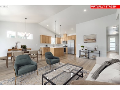 3237 Wildflower Dr, Springfield, OR 97478 - photo 4