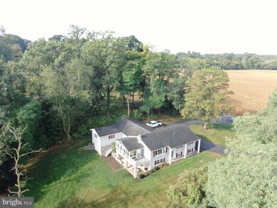 1910 Springview Dr, Chambersburg, PA 17202 - photo 2