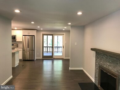 9505 Dawnblush Ct, Columbia, MD 21045 - photo 3