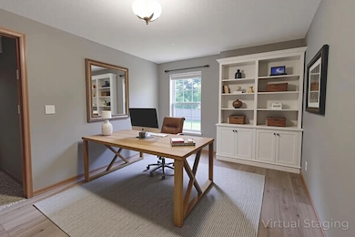 1302 Lookout Ct, Columbia MO