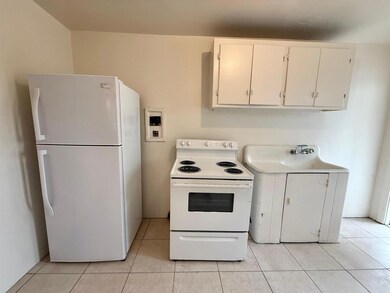 601 33rd St unit 4, West Palm Beach, FL 33407 - photo 2
