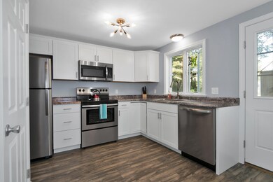 42 Cumberland Ave Unit C Saco-large-009-