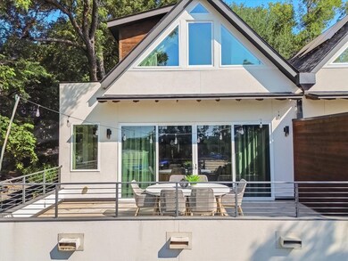 2712 Oak Springs Dr unit A, Austin, TX 78702 - photo 2