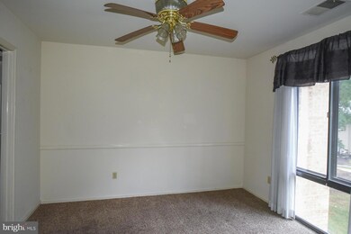 1034 201 Brinker Dr, Hagerstown, MD 21740 - photo 7