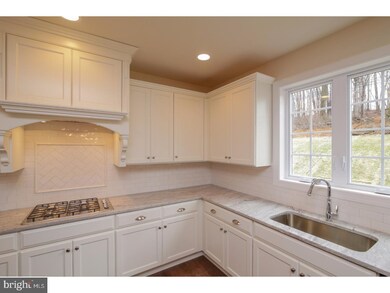 8 Hadley Ln, Glen Mills, PA 19342 - photo 5