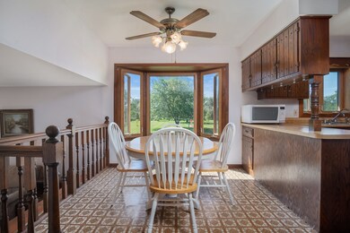 Dining/Kitchen