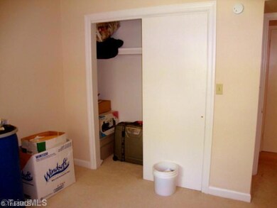 2nd Bedroom.