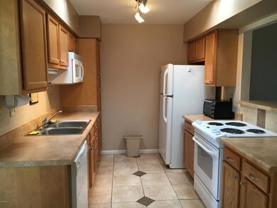 Nice Kitchen plenty of cabinets