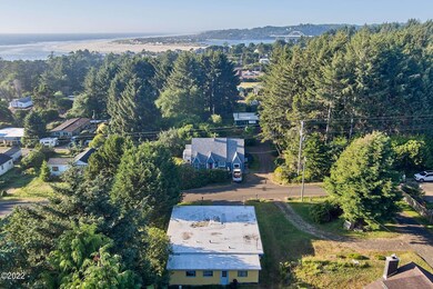 7-web-or-mls-1011SW Seabrook Ln (7)