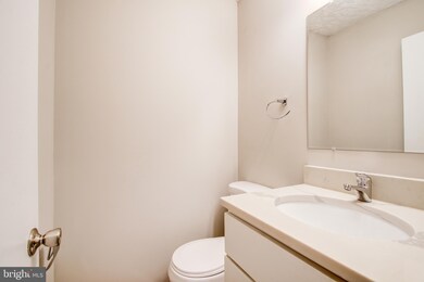 126 Daimler Dr unit 3, Capitol Heights, MD 20743 - photo 7