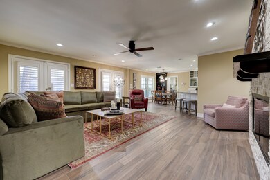 10127 Briar Dr, Houston, TX 77042 - photo 5