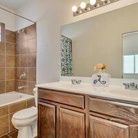 52588611_2294722790756244_43036113815396