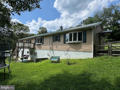 10459 Evergreen Rd, Huntingdon, PA 16652 - photo 5