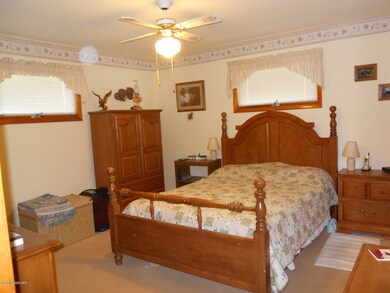 973 E Penn St, Muncy, PA 17756 - photo 7