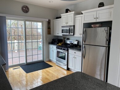 1346 Main Rd unit D, Westport, MA 02790 - photo 5