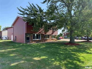 2350 N Kickapoo St, Lincoln, IL 62656 - photo 6