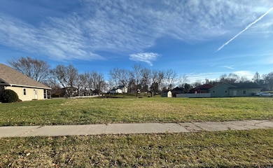 525 Dewitt St, Sparta, WI 54656 - photo 2