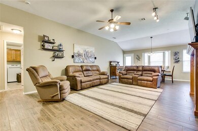 2045 Echo Ridge, Edmond, OK 73012 - photo 6