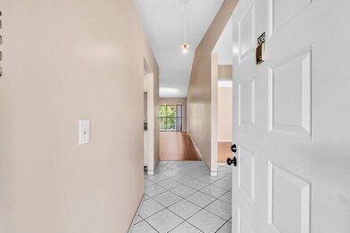 22124 Palms Way unit 2060, Boca Raton, FL 33433 - photo 2