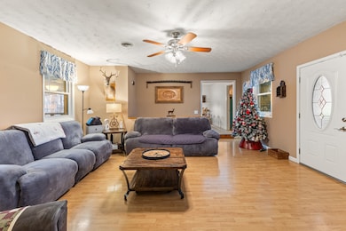 392 Feather Ridge Rd, Charlotte, TN 37036 - photo 4