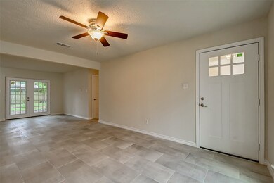 16719 David Glen Dr, Friendswood, TX 77546 - photo 7