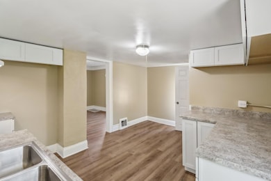 11-web-or-mls-16th Ave-3105-011