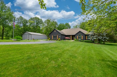 10307 S Auburn Hills Dr, Edinburgh, IN 46124 - photo 4