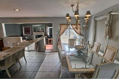 412 Locust Ct, Glassboro, NJ 08028 - photo 5