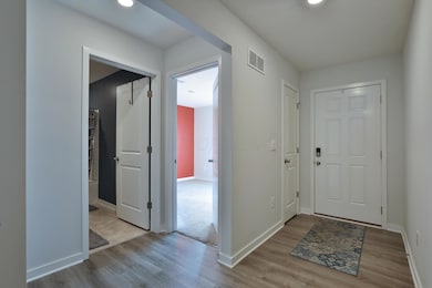 5904 Annaberg Dr, Columbus, OH 43232 - photo 7