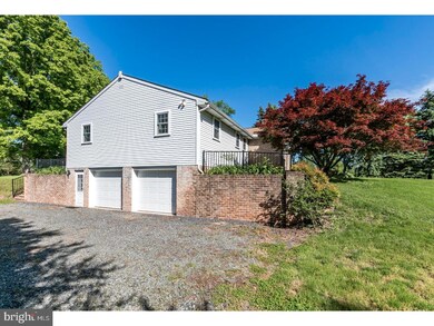 385 Hallman Rd, Douglassville, PA 19518 - photo 5