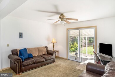 3035 Elm Rd, Reading, PA 19605 - photo 7