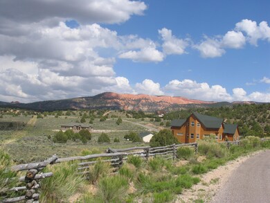 0 E Paunsaugunt Cliffs Dr unit Lot 76, Hatch, UT 84735 - photo 3