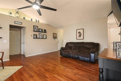 31 Slifer Dr Bella Vista, AR 72714