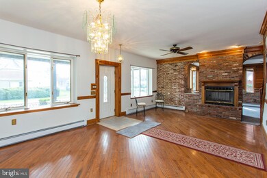 315 Buchanan Ave, Folsom, PA 19033 - photo 6