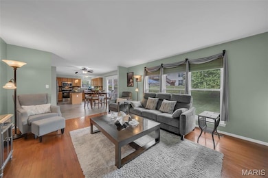 86 Myrtle Wood Ct, O Fallon, MO 63368 - photo 2