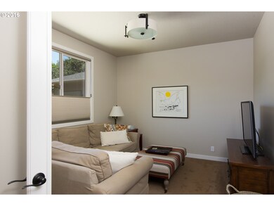 unlisted-address, Eugene, OR 97401 - photo 3