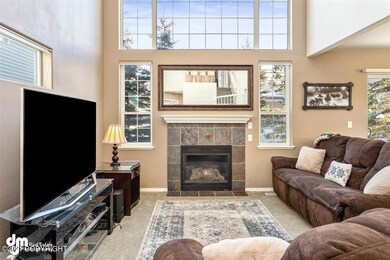 06-Living Room_SOPH9435
