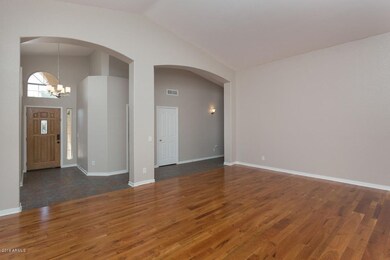 2432_N_127th_Ave_03