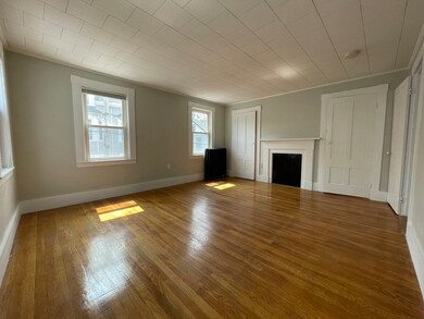 16 Lemon St unit 2, Salem, MA 01970 - photo 2