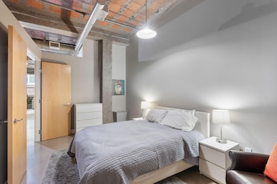 718 Washington Ave N unit 612, Minneapolis, MN 55401 - photo 6