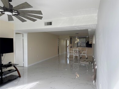 Whitehall Condos unit 306, Davie, FL 33324 - photo 4