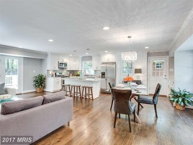 9213 Brian Dr, Vienna, VA 22180 - photo 3