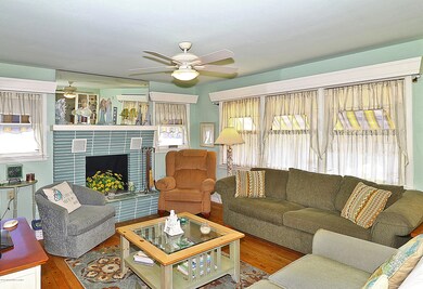 LIVING ROOM MAIN HOME