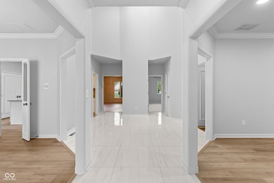 958 Tamarack Circle Dr N, Indianapolis, IN 46260 - photo 4