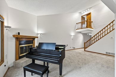 5357 Upper 147th St W, Saint Paul, MN 55124 - photo 6