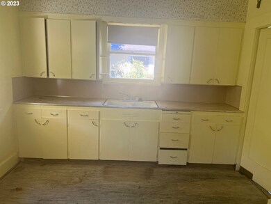 1634 N Schofield St, Portland, OR 97217 - photo 3