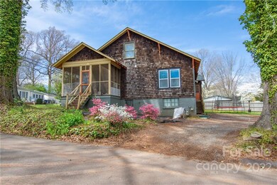 121 Clegg St, Statesville, NC 28677 - photo 2