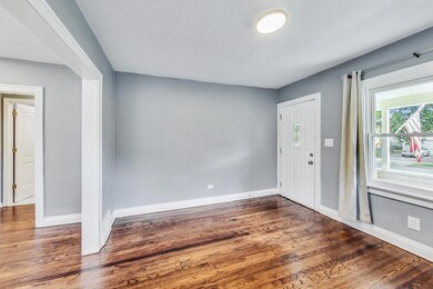 926 Walnut St, Waukegan, IL 60085 - photo 6